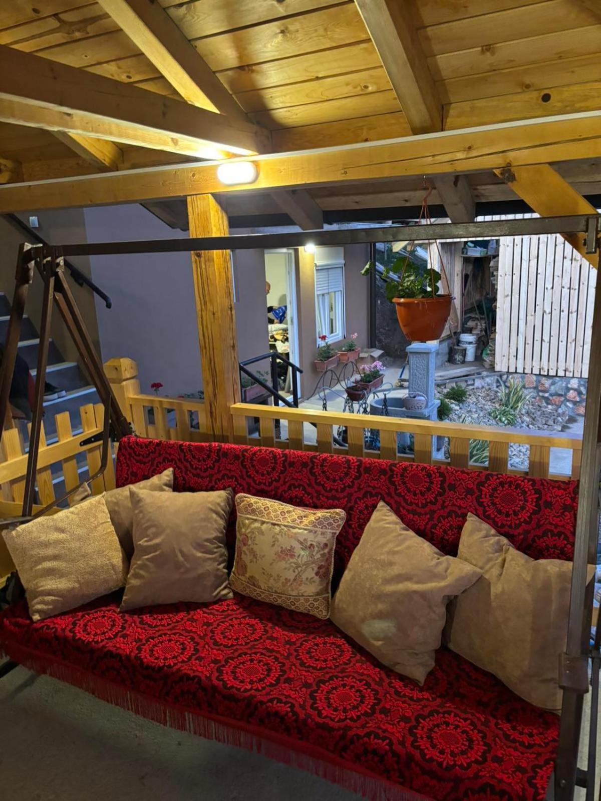 Hotel Ljubav Stara Zaovine Lazici Exterior foto